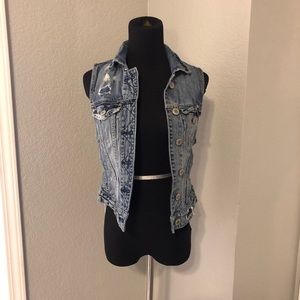 American eagle sleeveless denim vest jacket